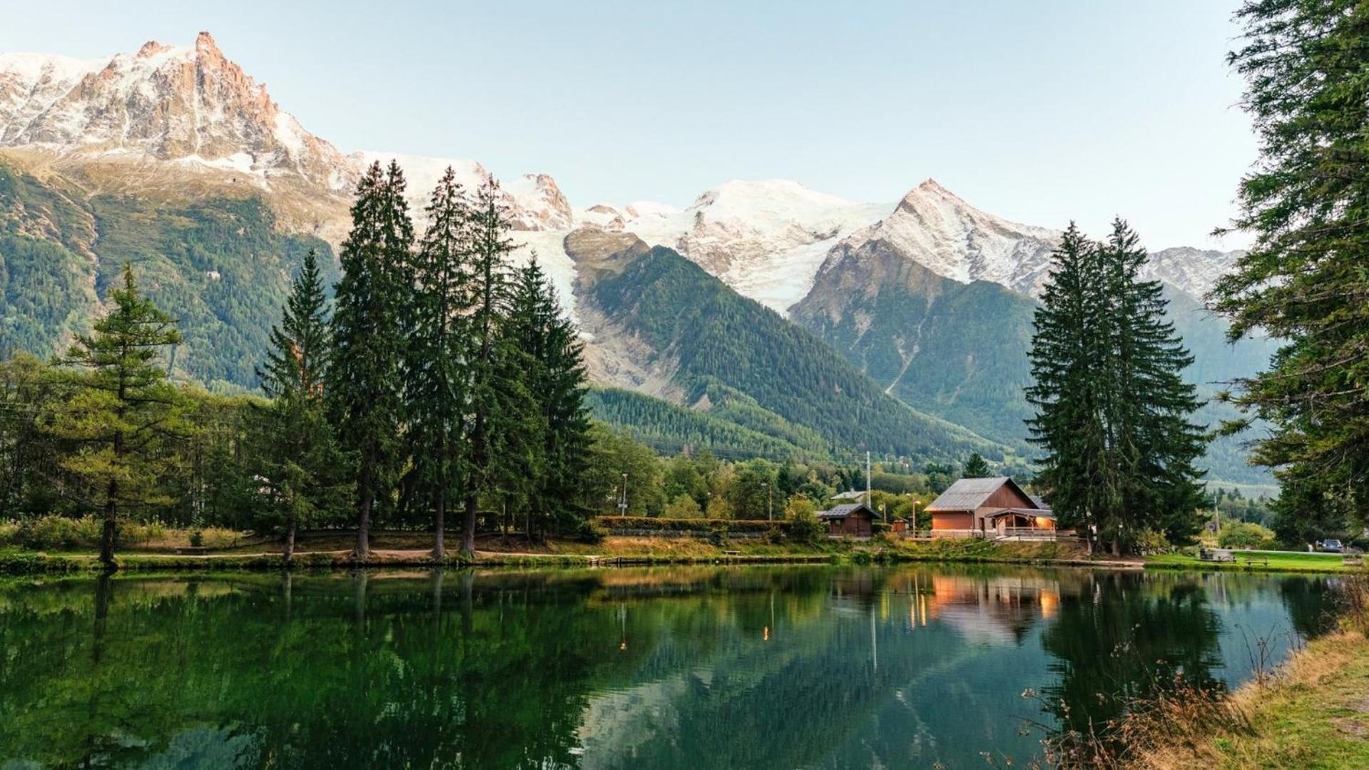 Top Floor Apartment Mansard - Central Chamonix Mont Blanc Haven エクステリア 写真