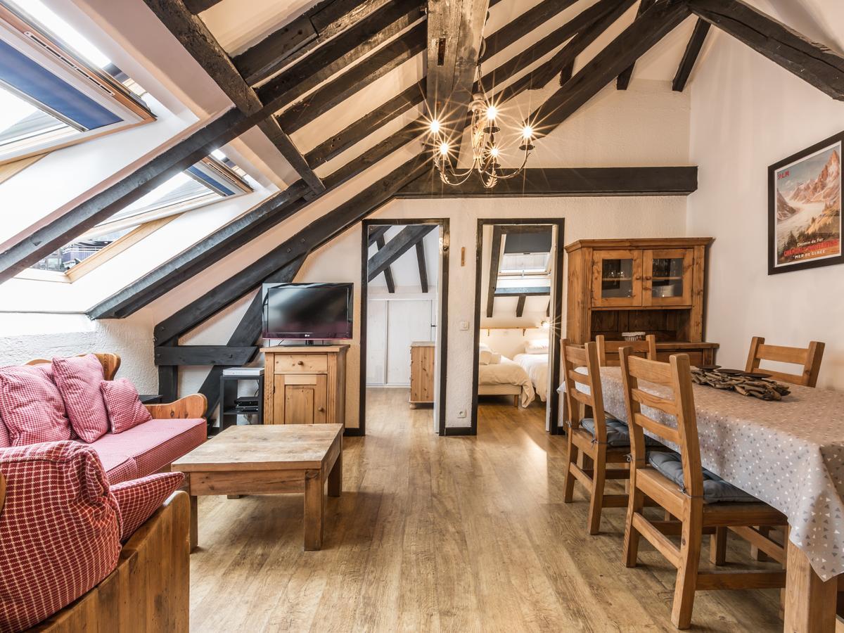 Top Floor Apartment Mansard - Central Chamonix Mont Blanc Haven エクステリア 写真