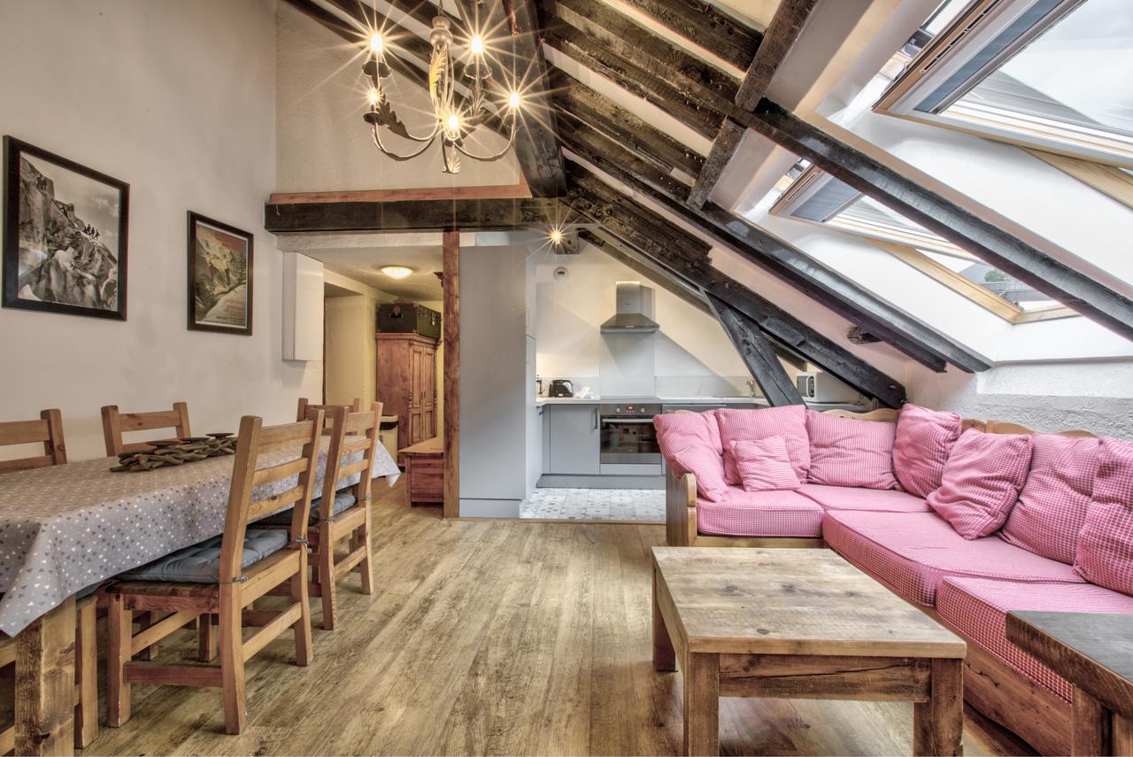 Top Floor Apartment Mansard - Central Chamonix Mont Blanc Haven エクステリア 写真
